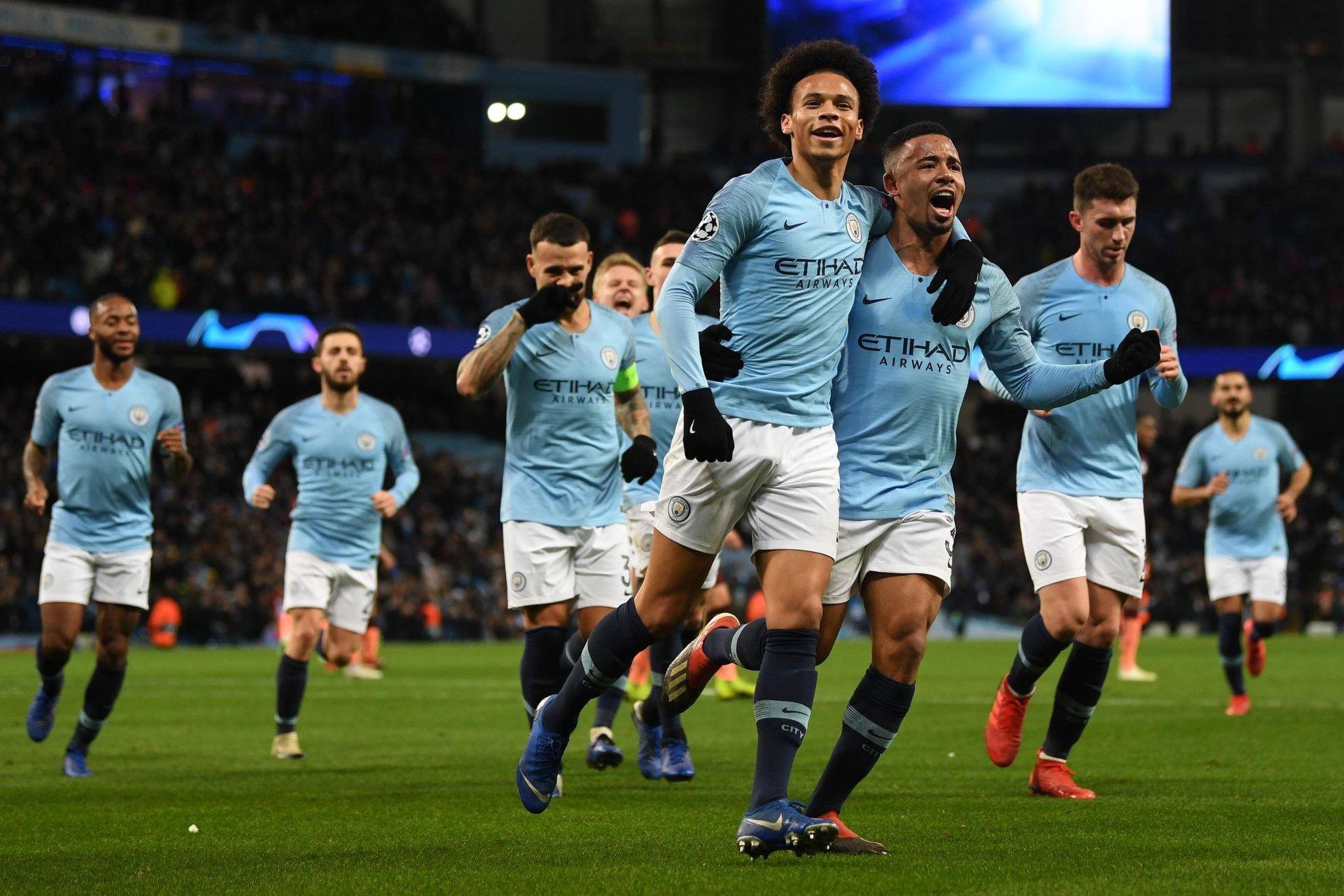 康正站在切 康正站在切